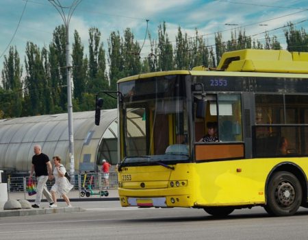 50 автобус Київ