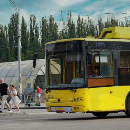 50 автобус Київ